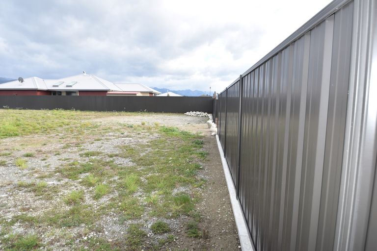 Photo of property in 5 Unwin Place, Twizel, 7901