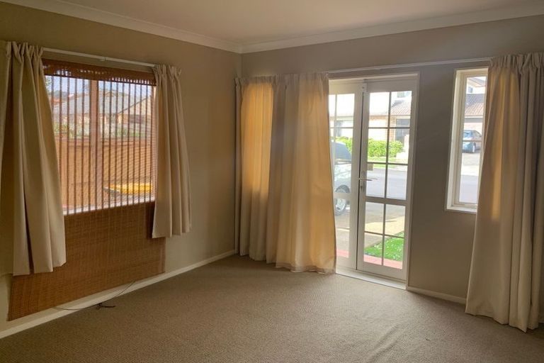 Photo of property in 33 Janway Avenue, Flat Bush, Auckland, 2016