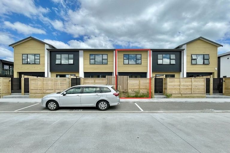 Photo of property in 8 Te Ara O Ralph Olsen, Wainuiomata, Lower Hutt, 5014