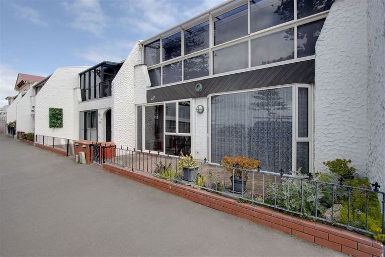 Photo of property in 459 Marine Parade, Napier South, Napier, 4110