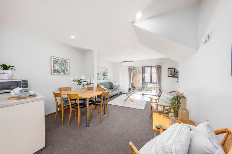 Photo of property in 40b Picton Avenue, Riccarton, Christchurch, 8011