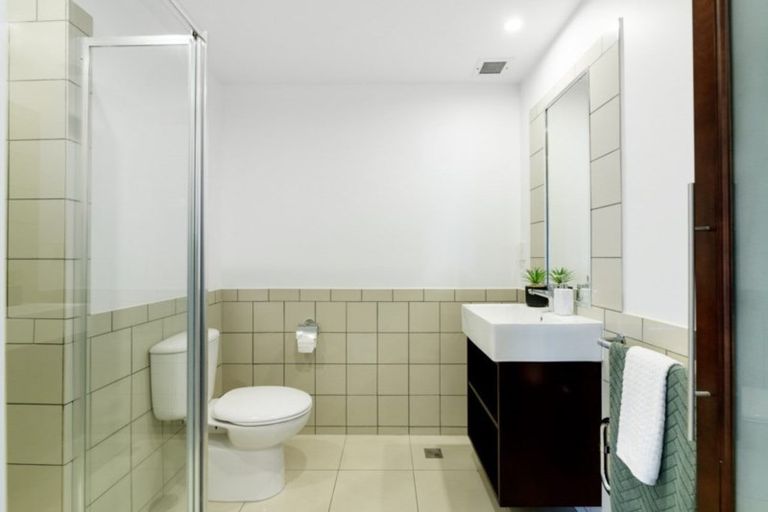 Photo of property in 2-06/424 Maunganui Road, Mount Maunganui, 3116