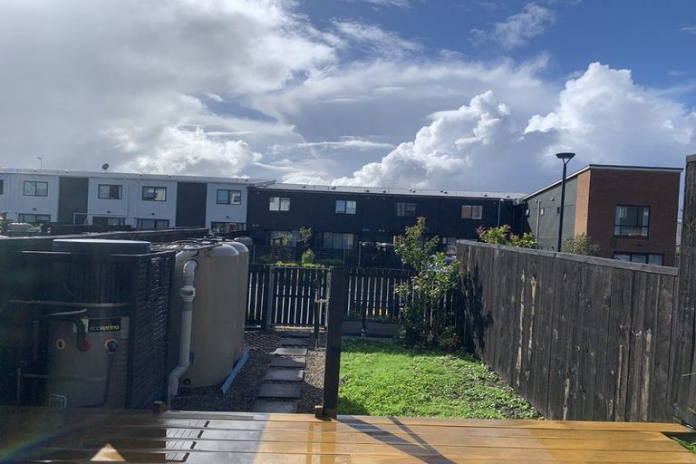 Photo of property in 11/1 Scott Road, Hobsonville, Auckland, 0616