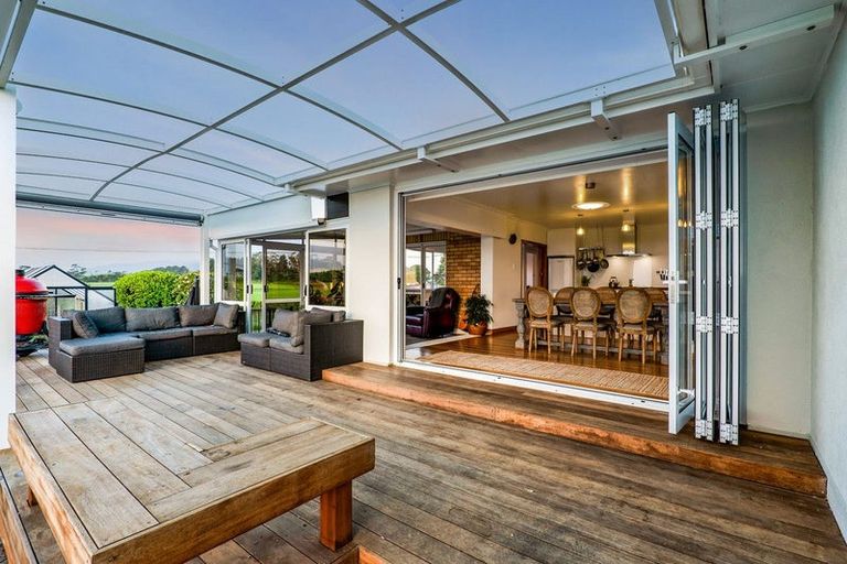 Photo of property in 255 Kaihihi Road, Okato, 4381