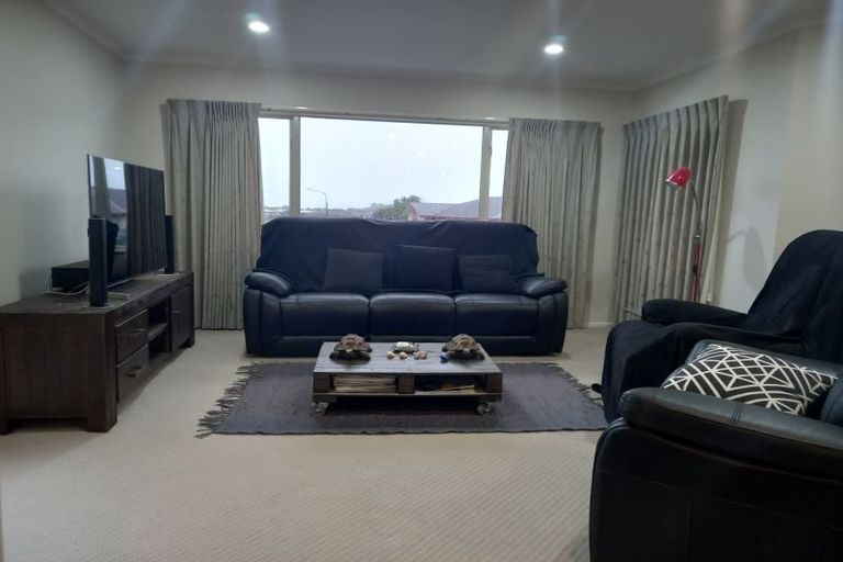 Photo of property in 82 Oranga Street, Westown, New Plymouth, 4310