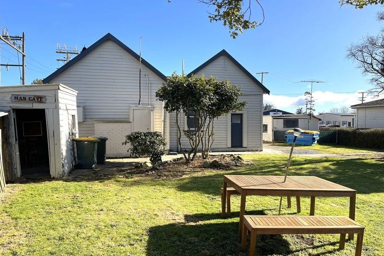 Photo of property in 21 Elderlee Street, Milton, 9220