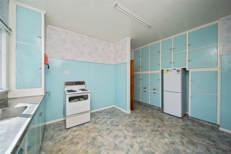 Photo of property in 12 Grey Street, Hawera, 4610