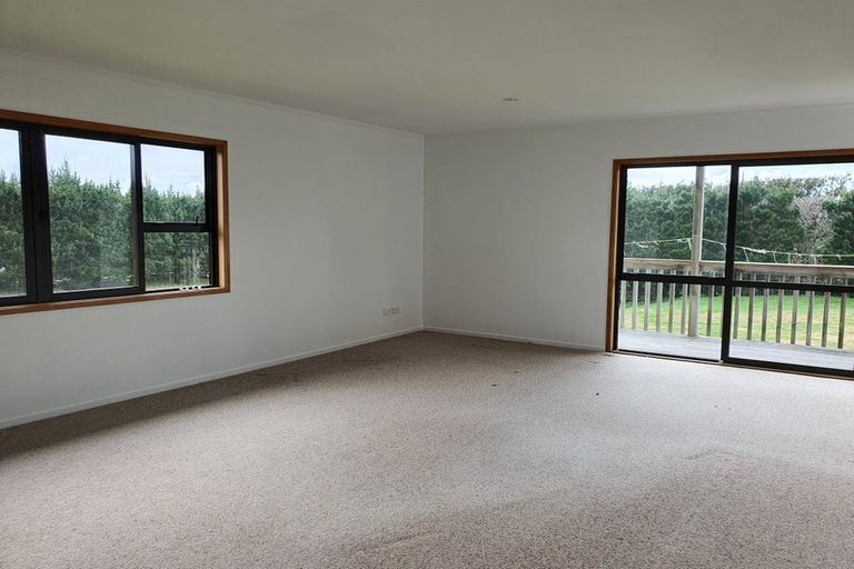 Photo of property in 144 Taupaki Road, Taupaki, Henderson, 0782
