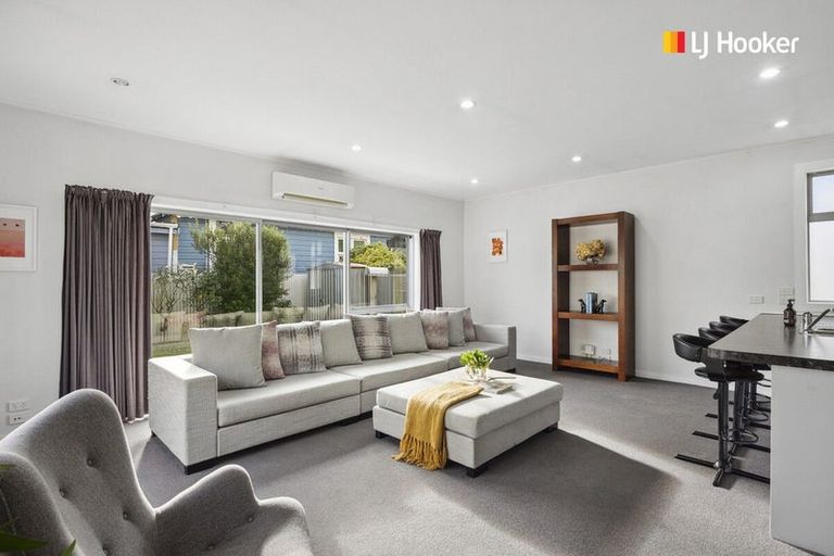 Photo of property in 77 Albert Street, Saint Clair, Dunedin, 9012