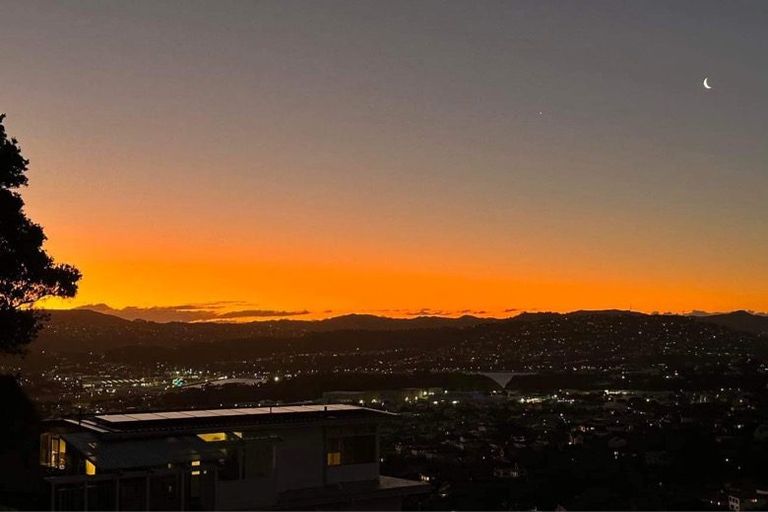 Photo of property in 101b Tannadyce Street, Strathmore Park, Wellington, 6022