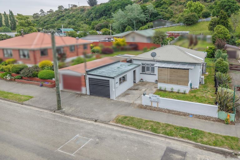 Photo of property in 37 Chelmer Street, Oamaru, 9400