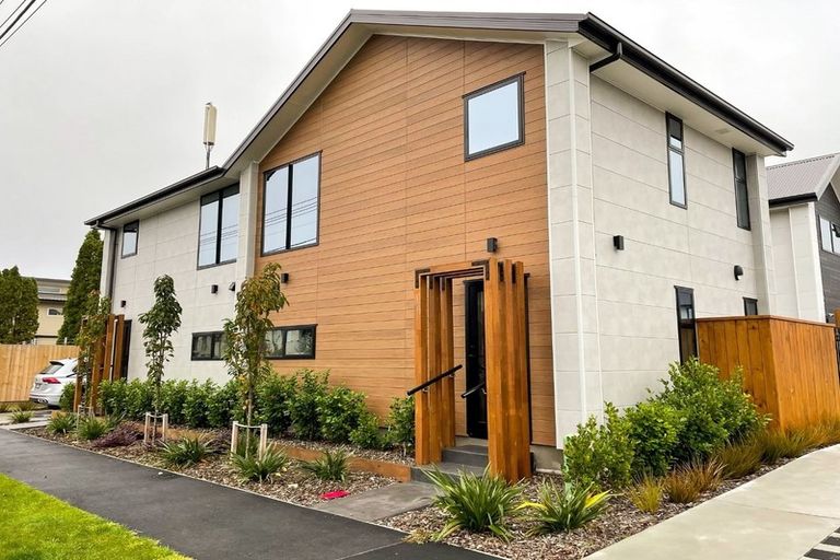 Photo of property in 103 Purchas Street, Edgeware, Christchurch, 8013