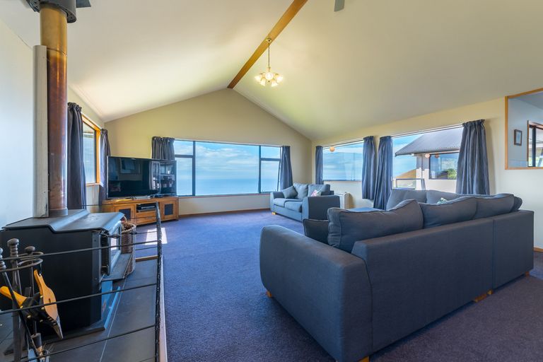 Photo of property in 16 Buskin Road, Highcliff, Dunedin, 9077