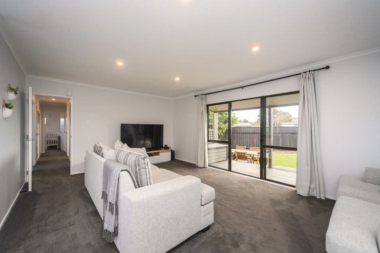 Photo of property in 79 Geraldine Crescent, Cloverlea, Palmerston North, 4412