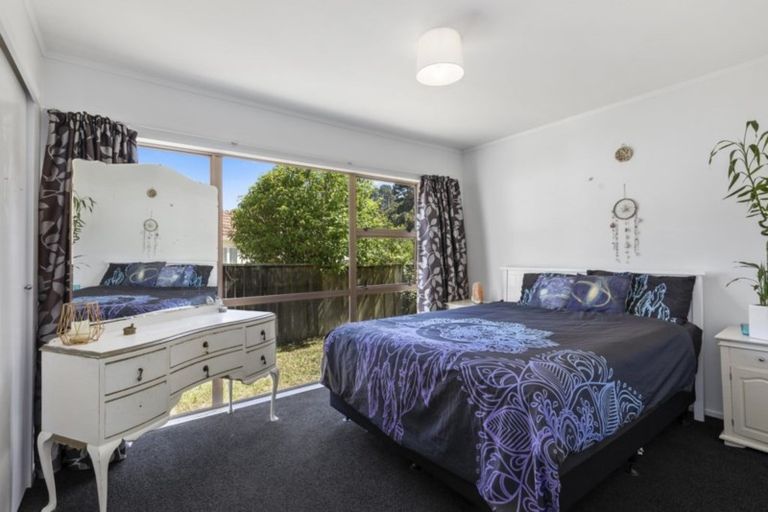 Photo of property in 105 Kamahi Street, Stokes Valley, Lower Hutt, 5019