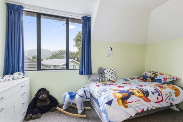 Photo of property in 15 Mcbain Grove, Avalon, Lower Hutt, 5011