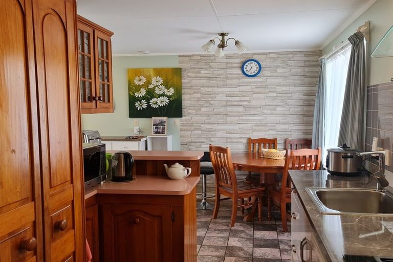 Photo of property in 25 Adkin Avenue, Levin, 5510