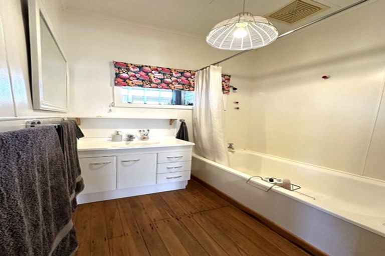 Photo of property in 1/147 Queen Street, Richmond, 7020