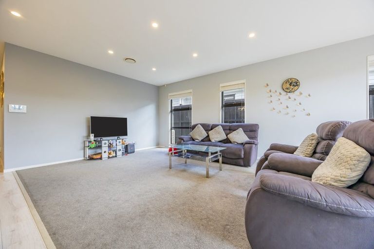 Photo of property in 91 Nobilo Road, Kumeu, 0810
