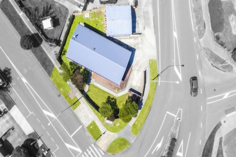 Photo of property in 50 Stokes Valley Road, Stokes Valley, Lower Hutt, 5019