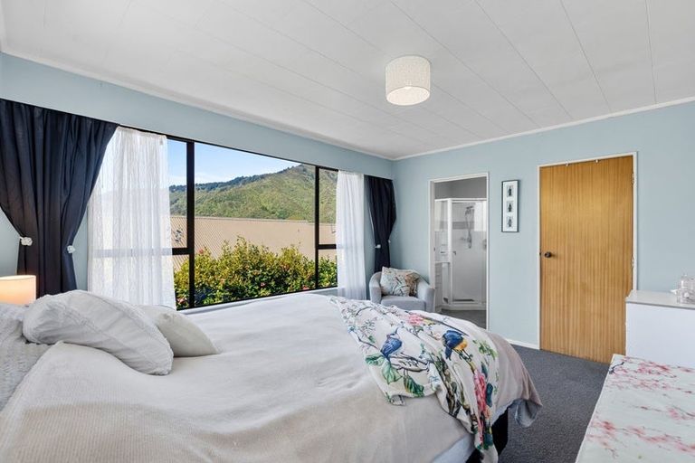 Photo of property in 16 The Anchorage, Waikawa, Picton, 7220