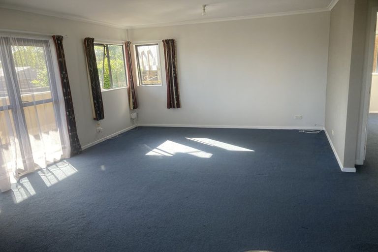 Photo of property in 115 Vipond Road, Stanmore Bay, Whangaparaoa, 0932
