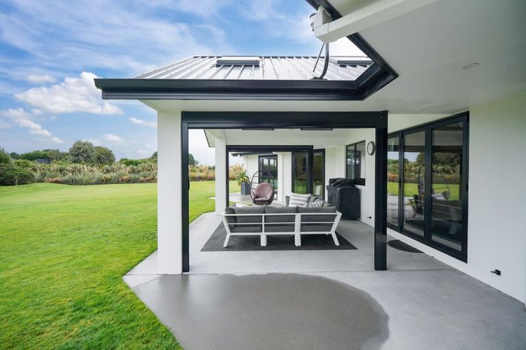 Photo of property in 171 Dunns Road, Otatara, Invercargill, 9879