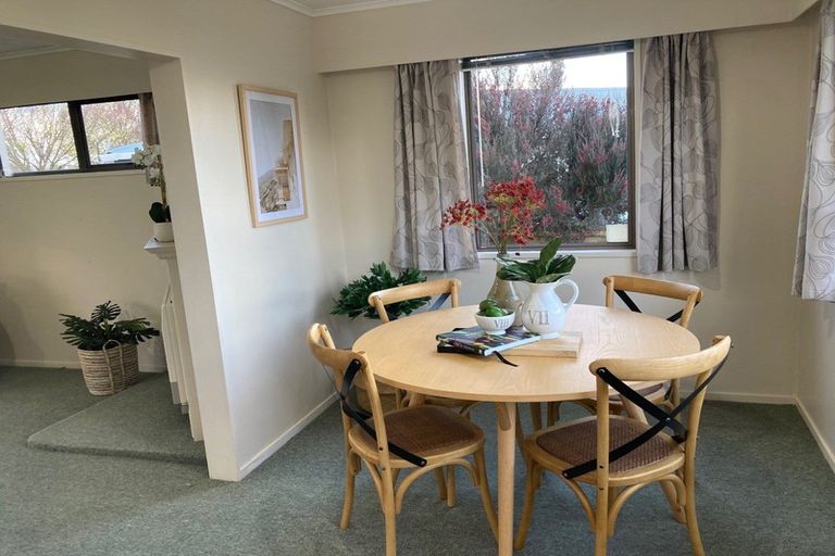 Photo of property in 6 Heatherlea Heights, Feilding, 4702