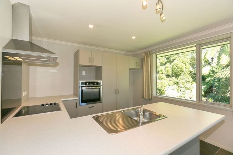Photo of property in 396 Mangorei Road, Highlands Park, New Plymouth, 4312