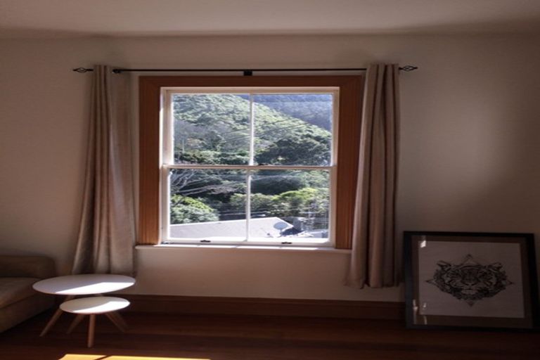 Photo of property in 4 Glenbervie Terrace, Thorndon, Wellington, 6011