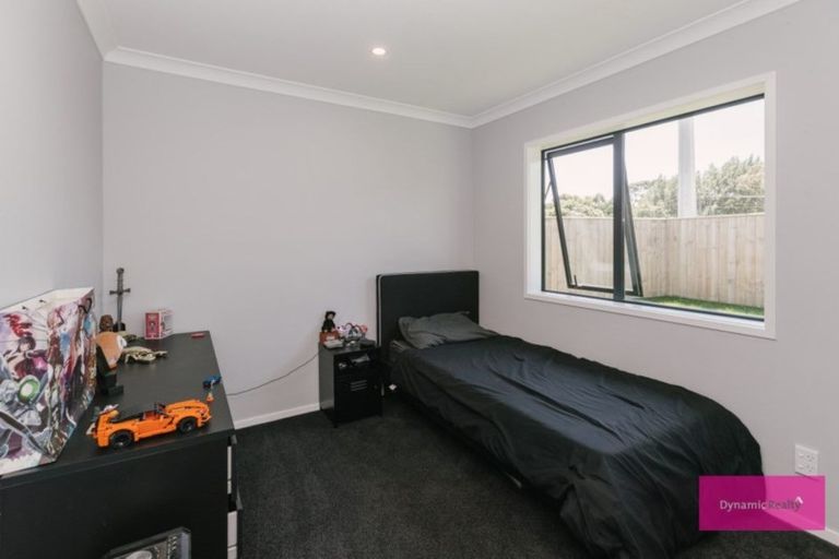 Photo of property in 8 Butler Place, Fitzherbert, Palmerston North, 4410