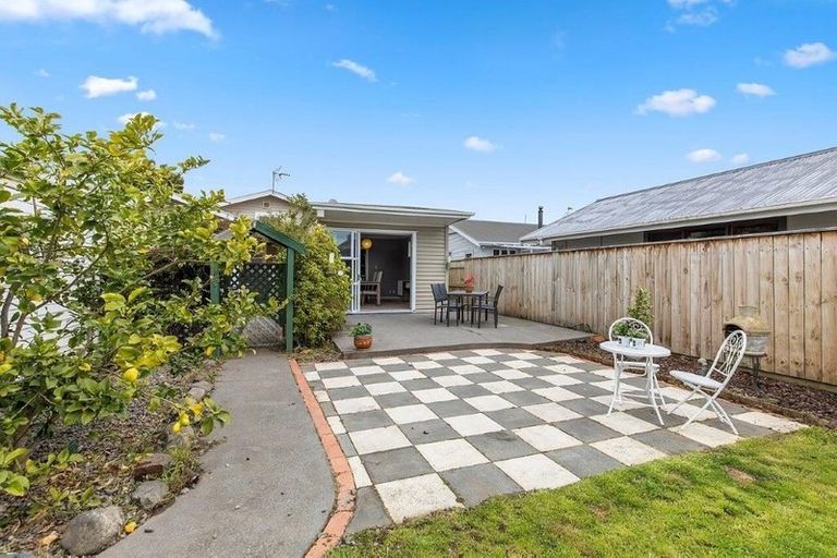 Photo of property in 8 Brasell Street, Fairfield, Lower Hutt, 5011