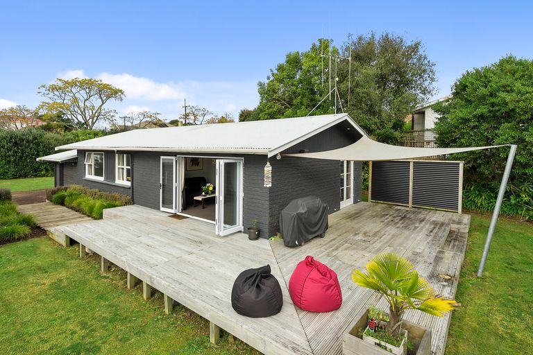 Photo of property in 70 Houchens Road, Glenview, Hamilton, 3206