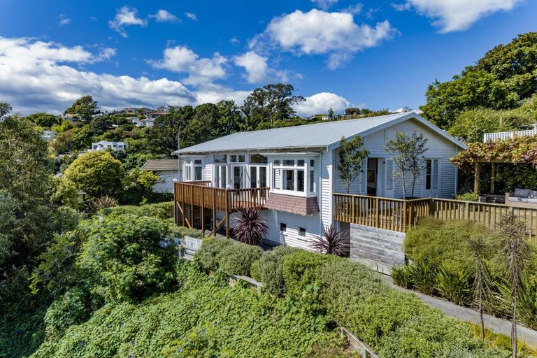 Photo of property in 14 Bay View Road, Bluff Hill, Napier, 4110