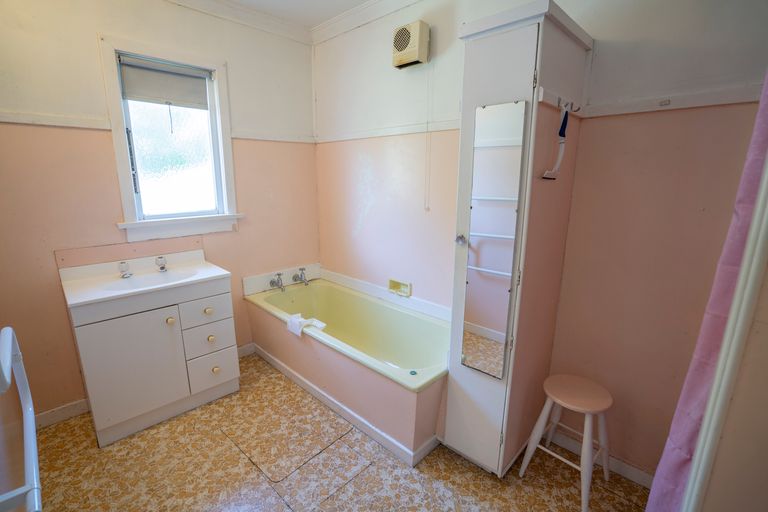 Photo of property in 181 Inglewood Road, Newfield, Invercargill, 9812