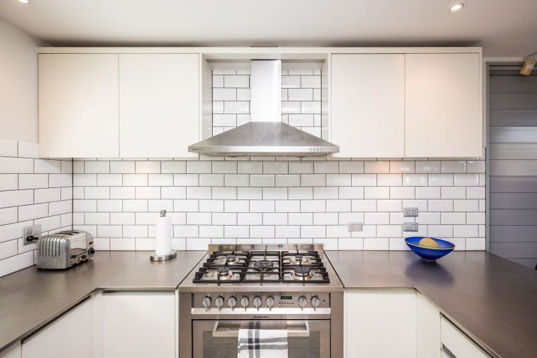 Photo of property in 75a Arthur Street, Onehunga, Auckland, 1061