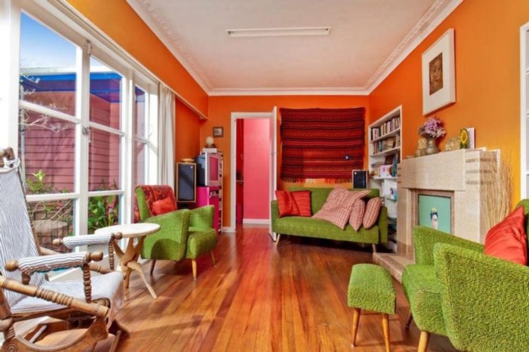 Photo of property in 42 Ngataringa Road, Devonport, Auckland, 0624