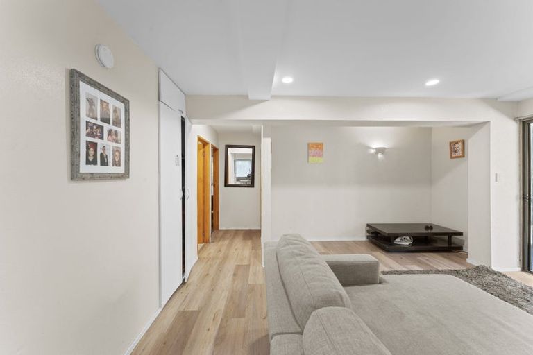 Photo of property in 20 Montressor Place, Howick, Auckland, 2014