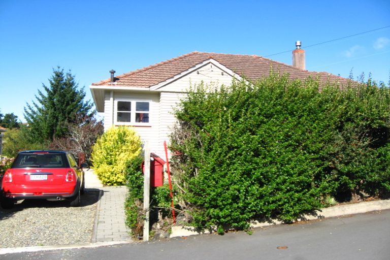 Photo of property in 6 Holyrood Avenue, Wakari, Dunedin, 9010