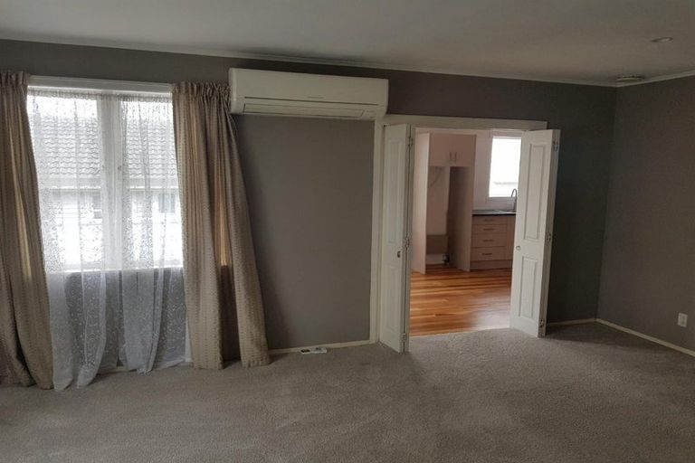 Photo of property in 7 Larissa Avenue, Henderson, Auckland, 0610