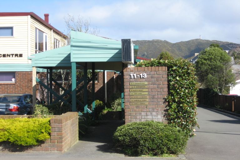 Photo of property in 13 Parkvale Road, Karori, Wellington, 6012