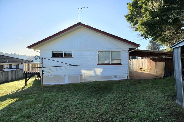 Photo of property in 82 Lynn Road, Bayview, Auckland, 0629