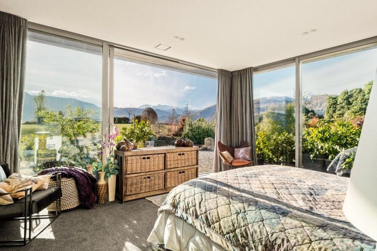 Photo of property in 6 Caldwell Lane, Lake Hayes, Queenstown, 9371