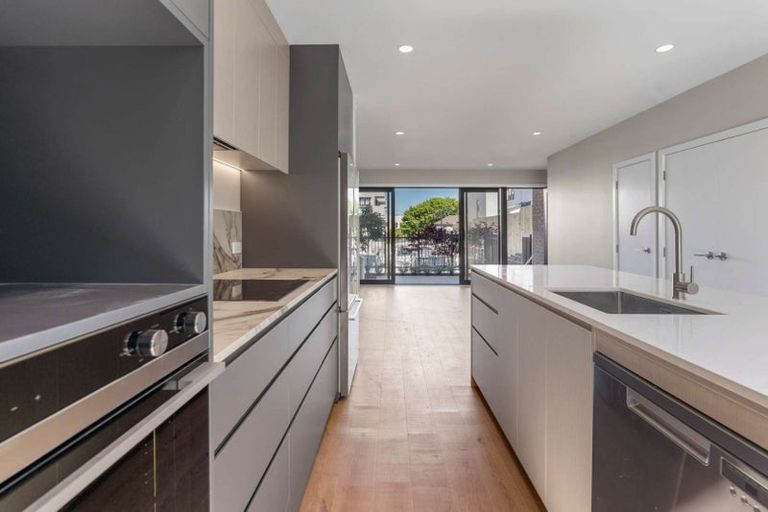 Photo of property in 19/245 Kepa Road, Mission Bay, Auckland, 1071