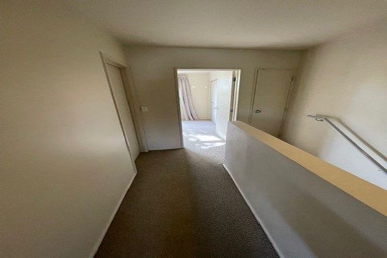 Photo of property in 11/1 Hillcrest Avenue, Hillcrest, Auckland, 0627