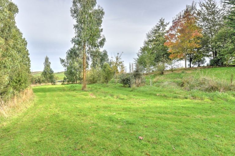 Photo of property in 28 Mandeville Road, Hokonui, Winton, 9782