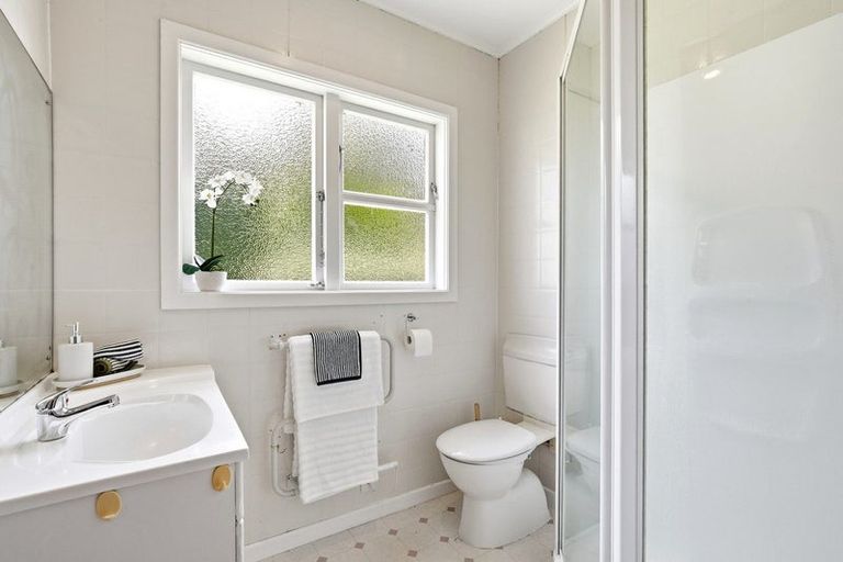 Photo of property in 31 Highbury Road, Highbury, Wellington, 6012