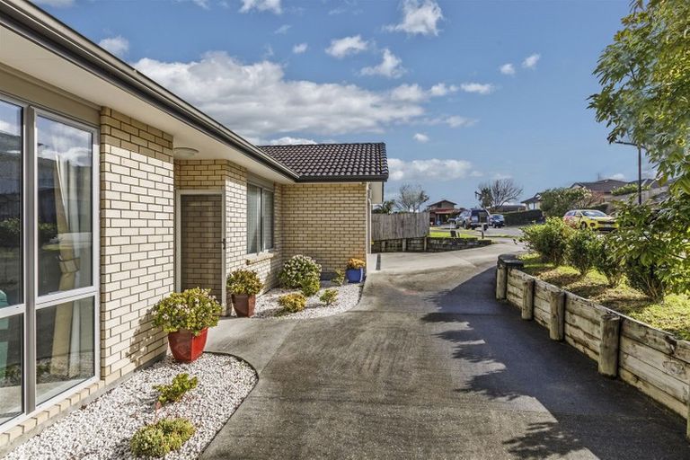 Photo of property in 5 Northbrook Close, Greenhithe, Auckland, 0632