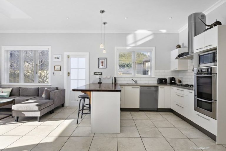 Photo of property in 22 Trent Street, Island Bay, Wellington, 6023