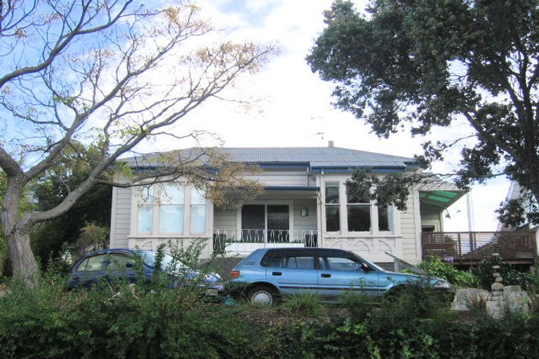 Photo of property in 58a Milton Road, Bluff Hill, Napier, 4110